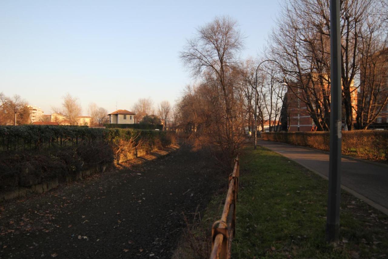 Milano: Accogliente Appartamento In Zona Comoda Exterior photo